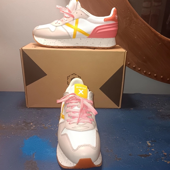 Munich sneakers - Picture 2 of 5